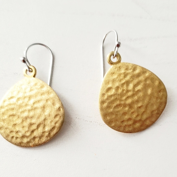 Judy Crowel Teardrop Shaped Earrings - Picture 3 of 4